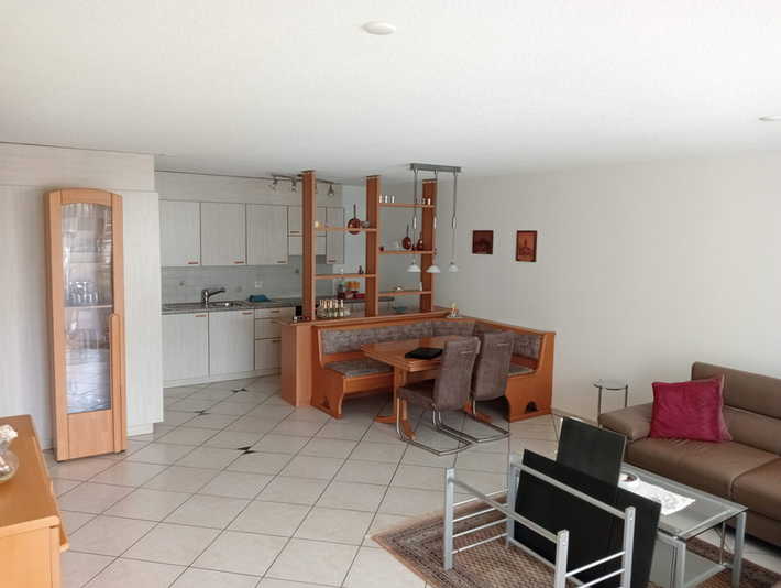 Exklusive 3.5 Zimmer Parterrewohnung mit Tiefgaragenplatz 5723 Teufenthal Exklusive 3.5 Zimmer Parterrewohnung mit Tiefgaragenplatz 5723 Teufenthal