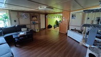 7,5 Zimmer Wohnung mit grosser Terrasse 7,5 Zimmer Wohnung mit grosser Terrasse