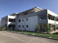Moderne, neuwertige 3.5 Zimmer-Wohnung im Erdgeschoss in Niederbuchsiten 92 m2