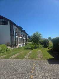 Charmante 4 1/2 Zimmerwohnung 165 m2 Charmante 4 1/2 Zimmerwohnung 165 m2
